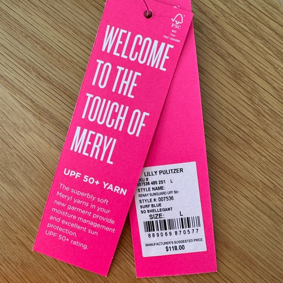 Lilly Pulitzer 🌸🐢 UPF 50+ longsleeved tee NWT - Picture 3 of 6